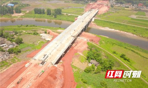 湘潭縣天易示范區物流園市政工程ppp項目跨河橋工程主體基本完工